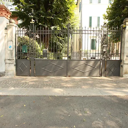 Апартаменты Getthekey Alberti