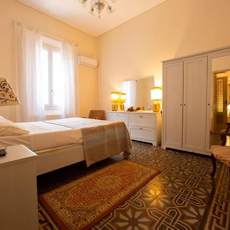 Getthekey Alberti Daire Bolonya